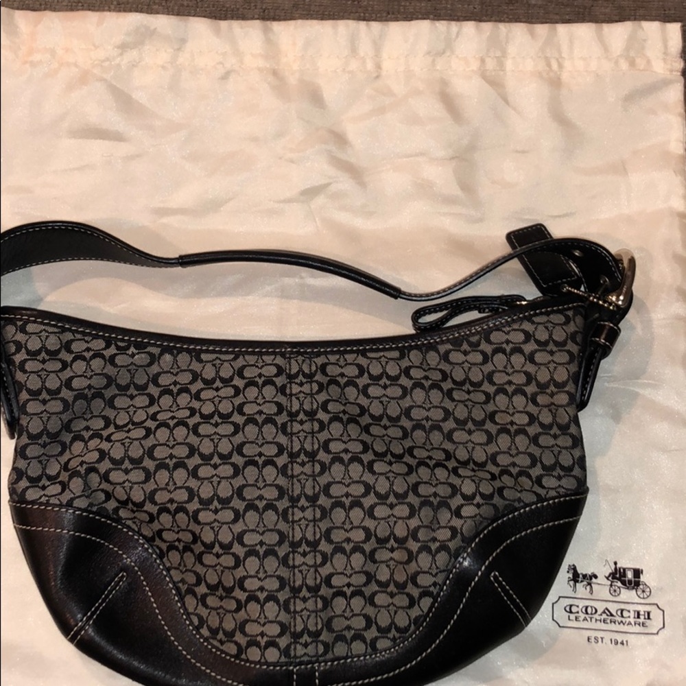 Coach purse with dust bag